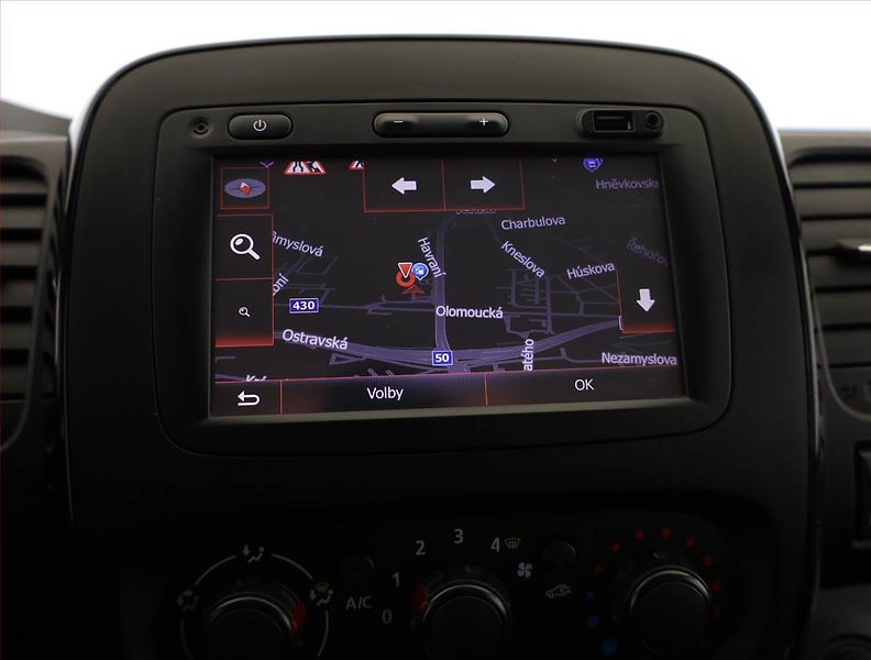 Opel Vivaro (2019) 1.6 BiCDTI, Bus, 9Míst, ČR - fotka 13 z 15