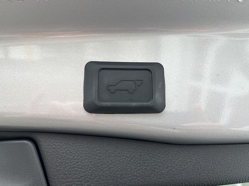 Toyota RAV4 2.5 PHEV Selection - fotka 8 z 33