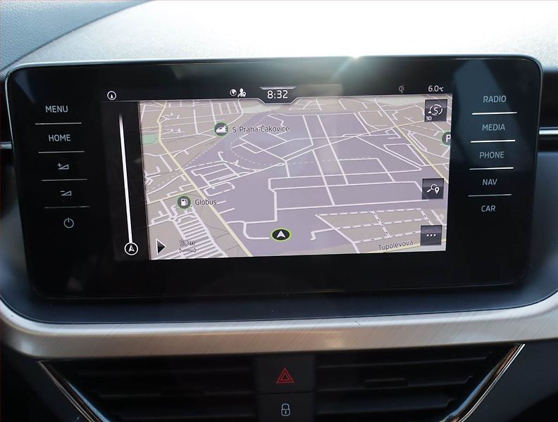 Škoda Scala (2019) 1.0 TSI, Automat, Navi - fotka 20 z 22