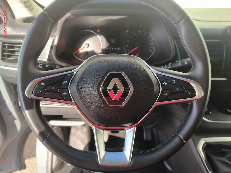 Renault Trafic (2022) 2.0dCi L2 9míst, Intense - fotka 17 z 19