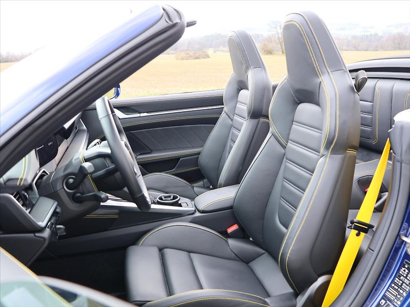 Porsche 911 Carrera S 3,0 B6 331kW 7MAN DP - fotka 18 z 50