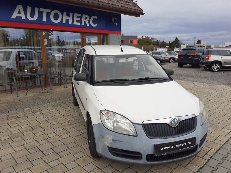 Škoda Roomster (2006) 1.2 HTP - fotka 2 z 13
