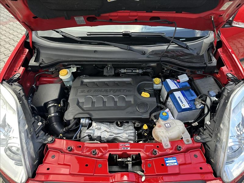 Fiat Dobló 2,0 JTD TAŽNÉ TOP - fotka 11 z 37
