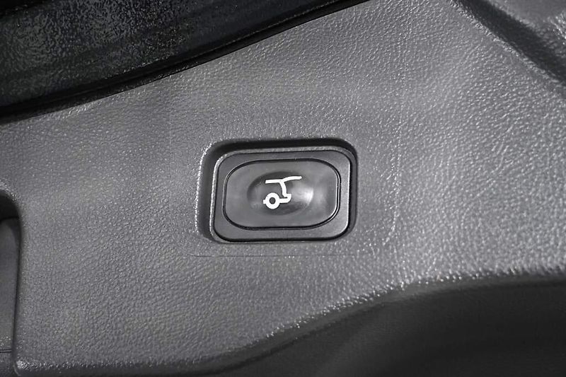 Ford Mondeo (2022) 2.0 LED SONY ACC Tažné Kamera - fotka 29 z 39