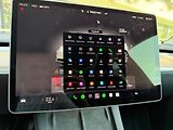 Tesla Model Y Standrart Range LFP Tažné - náhled 31