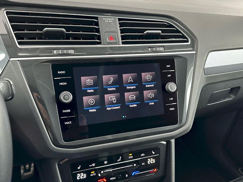 Volkswagen Tiguan (2022) 1.5 TSI 96kW, Tažné, Nezávislé - fotka 18 z 30
