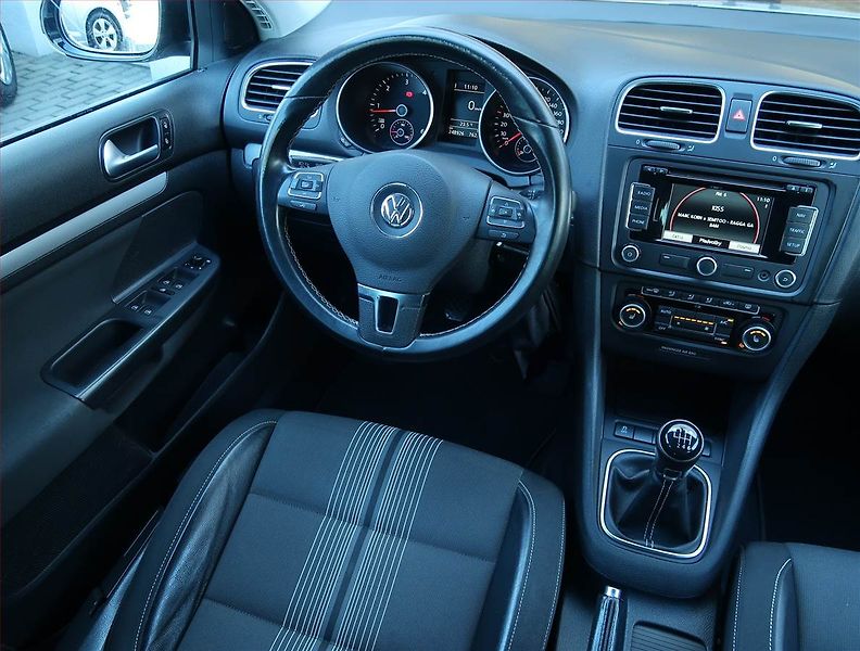 Volkswagen Golf (2013) 2.0 TDI, Park. senzory - fotka 7 z 18