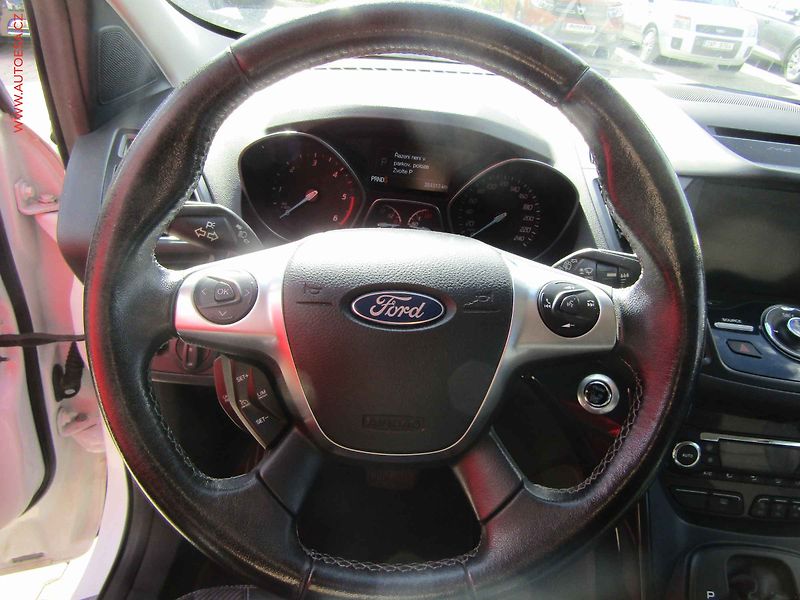 Ford Kuga (2016) 2.0TDCi 4x4, AT, STK6/28 - fotka 15 z 18