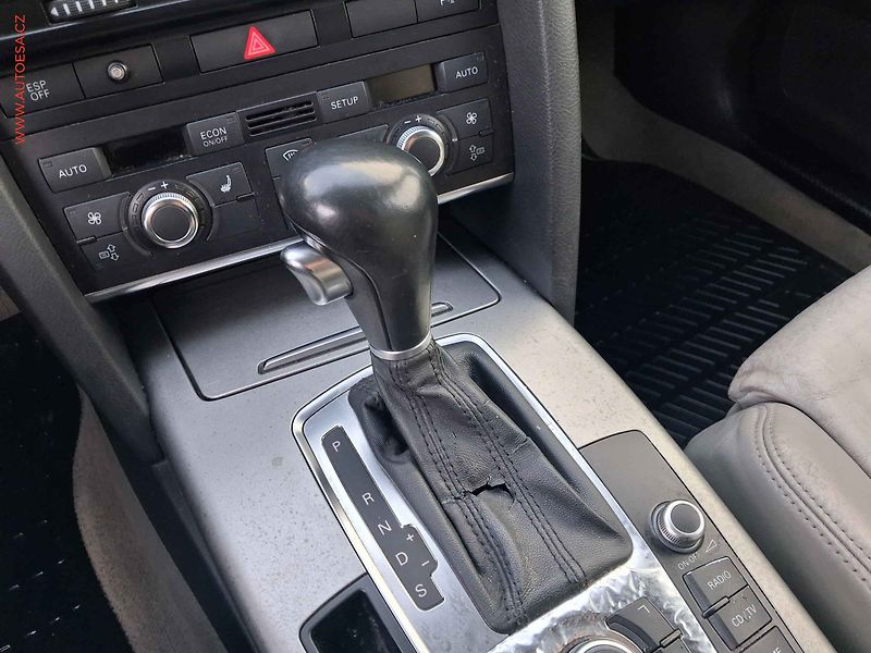 Audi A6 Allroad (2006) 2.7TDi Quattro, 1.maj, AT - fotka 16 z 19