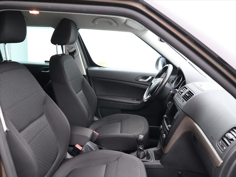 Škoda Yeti 1,4 TSI 110kW 4x4 Outdoor - fotka 12 z 34