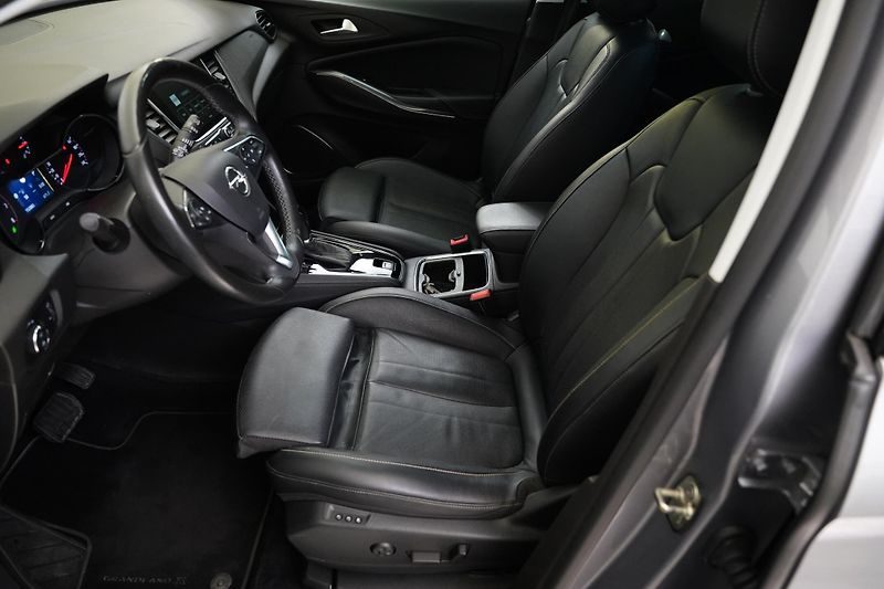 Opel Grandland X - fotka 11 z 29