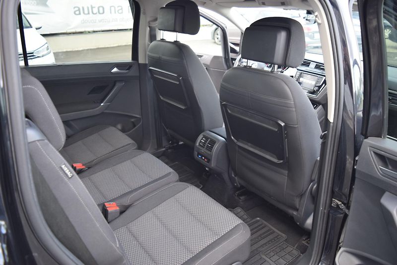 Volkswagen Touran (2016) 1.4TSI 110kw CLBMT 7MÍST TAŽN - fotka 40 z 50