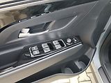 KGM Korando 1.5T, SMART,2WD, AT, SKLADEM - náhled 11