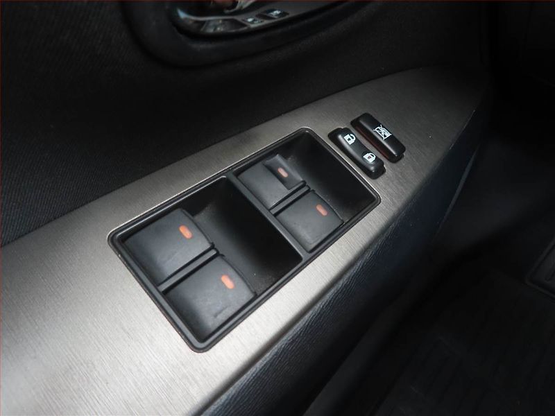 Toyota Avensis (2009) 1.8 Valvematic, ČR,1.maj - fotka 16 z 16