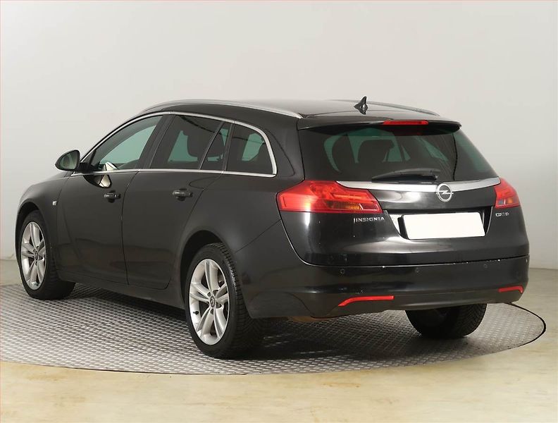 Opel Insignia (2012) 2.0 CDTI, 4X4, jezdí výborně - fotka 4 z 16