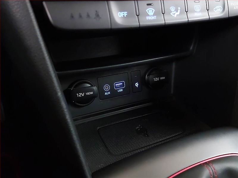 Hyundai Kona (2018) 1.0 T-GDI, Serv.kniha, Kůže - fotka 21 z 24