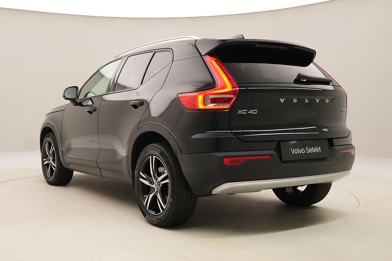 Volvo XC40 B3 CORE AUT CZ 1.maj. - fotka 11 z 51