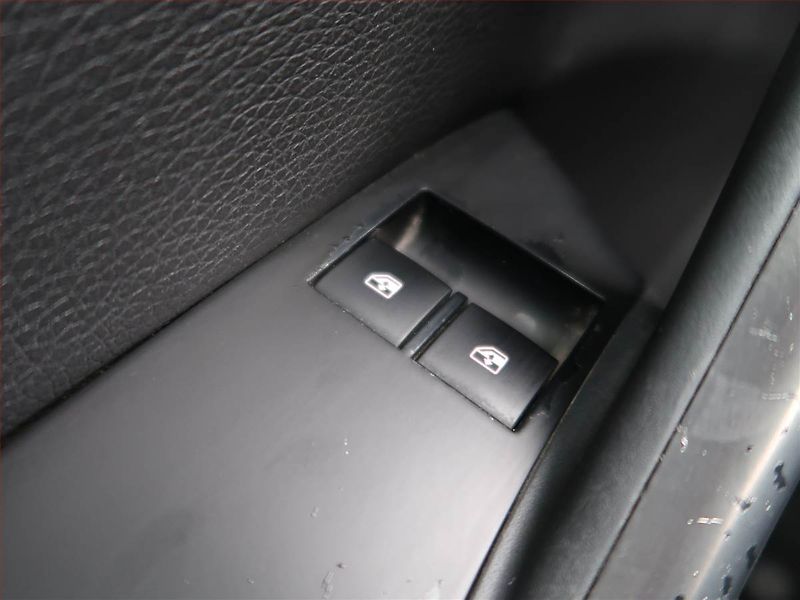 Opel Astra (2010) 1.4 T, po STK, dobrý stav - fotka 16 z 17