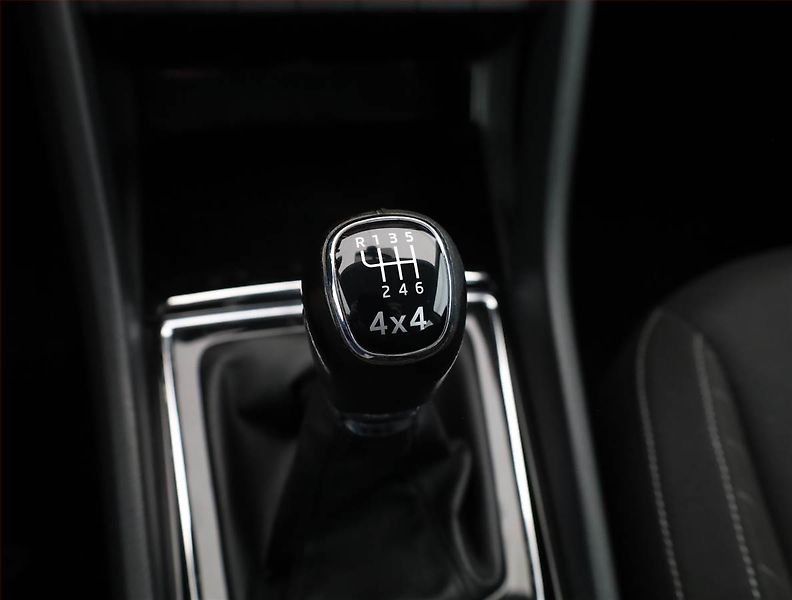 Škoda Karoq (2018) Ambition 2.0 TDI - fotka 11 z 19
