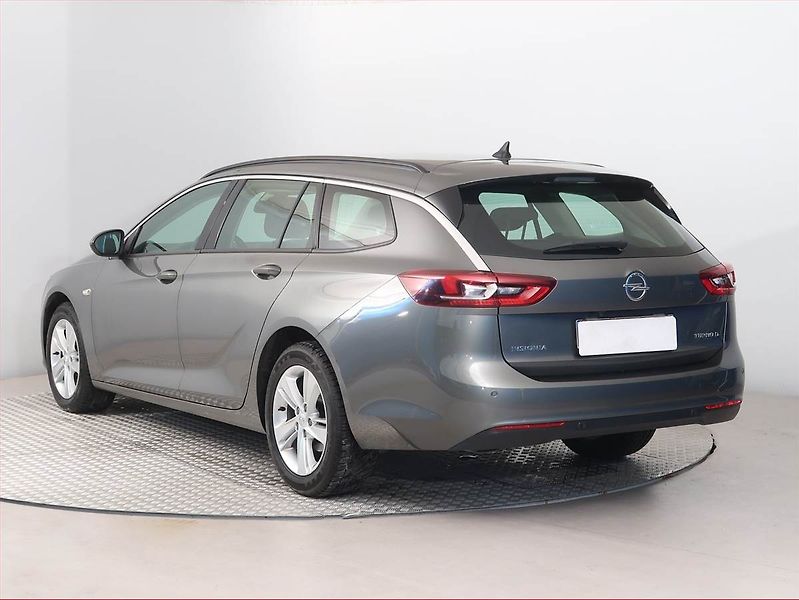 Opel Insignia (2019) 2.0 CDTI, Automat, Serv.kniha - fotka 4 z 17