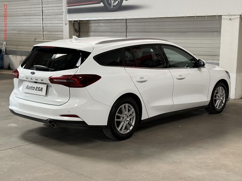 Ford Focus (2022) 1.5TDCi, 1.maj,ČR, Titanium - fotka 6 z 19