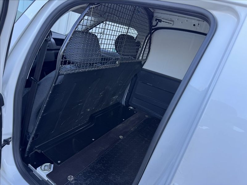 Škoda Praktik 1,2 TSI 63kW DPH 1.maj původČR - fotka 22 z 46