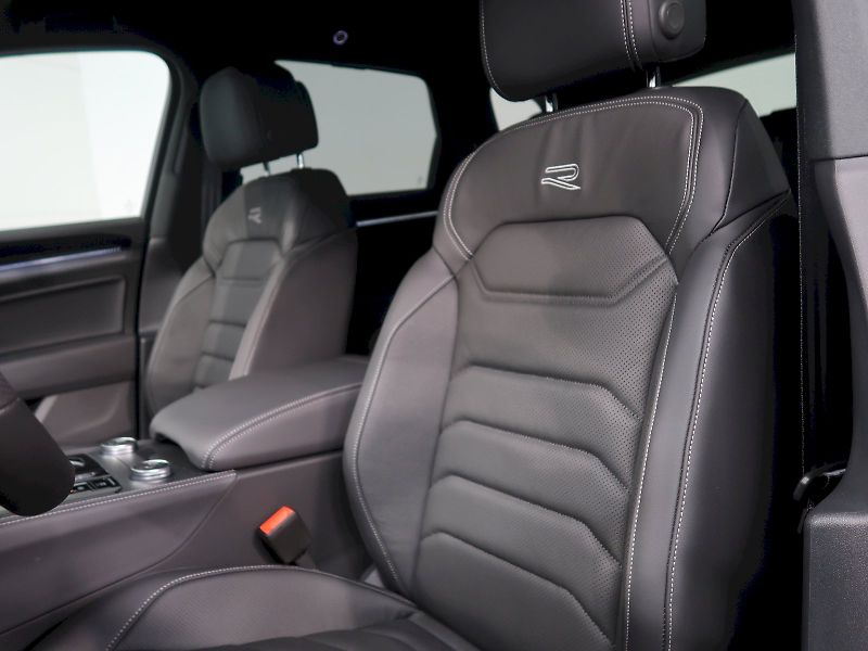 Volkswagen Touareg (2026) R-LINE V6 3,0TDI 170 KW 4MOTIO - fotka 15 z 42