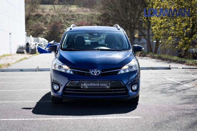 Toyota Verso 1.8 Valvematic Multidrive  Act - fotka 4 z 26