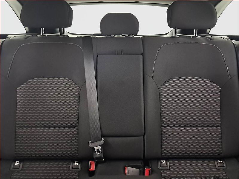 Kia Ceed (2023) Top 1.5 T-GDI, ČR,1.maj - fotka 10 z 17