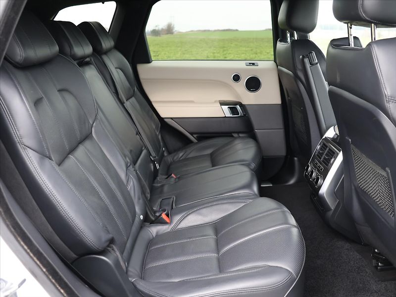 Land Rover Range Rover Sport 3,0 SDV6 215kW Kůže Kamera CZ - fotka 15 z 41