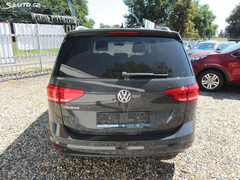 Volkswagen Touran 1,5TSI-110KW-7-MÍSTNÝ-NOVÁ STK - fotka 6 z 28