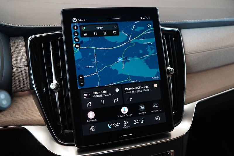 Volvo XC90 B5 PLUS Bright, Vzduch, 360° - fotka 34 z 50