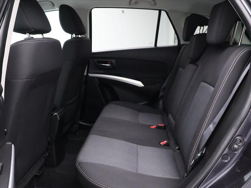 Suzuki SX4 1.6 VVT 88KW 4X4 CZ - fotka 12 z 33