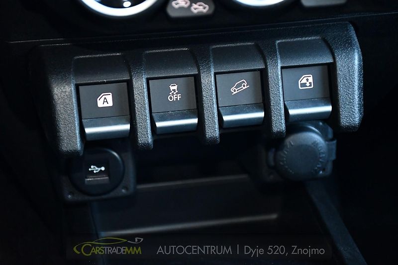 Suzuki Jimny 1,5 GLX AUTOMAT, 4X4 LONG - fotka 32 z 48