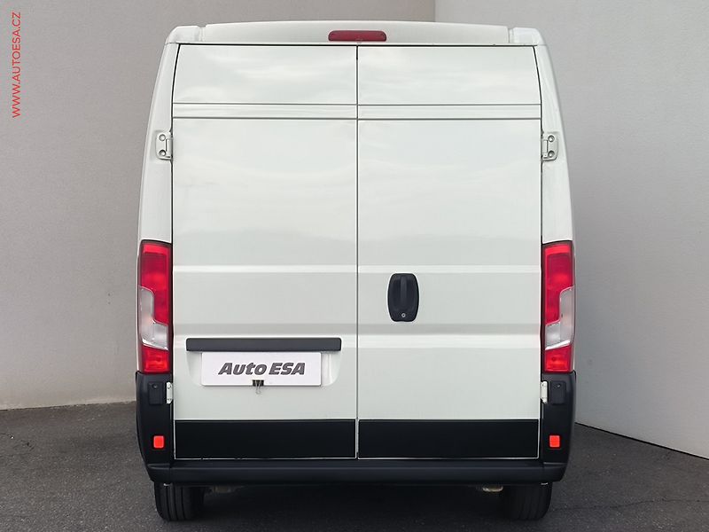 Citroën Jumper (2018) 2.0HDi L2H2, AC - fotka 5 z 19
