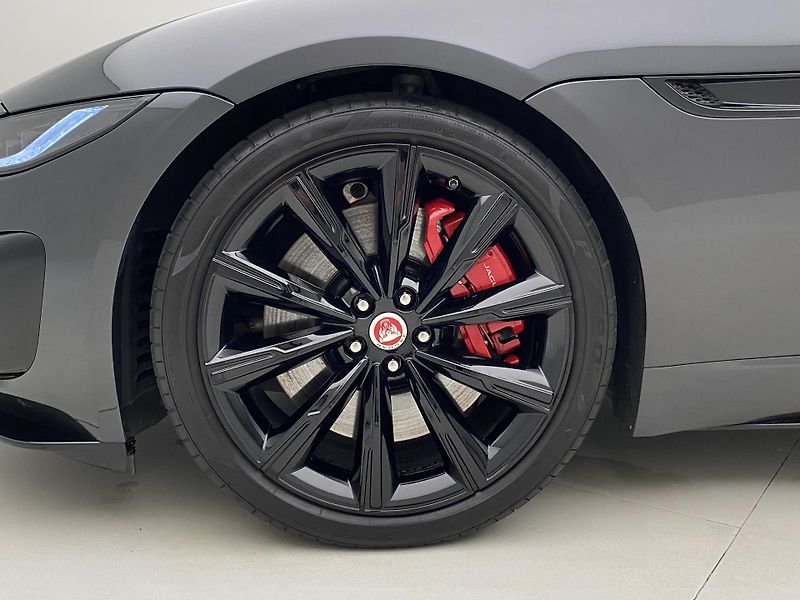 Jaguar F-Type SVR 5.0 423kW AWD AUT  - fotka 28 z 49