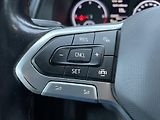 Volkswagen Caravelle 2,0TDi 110kW comfortLINE 5míst - náhled 23
