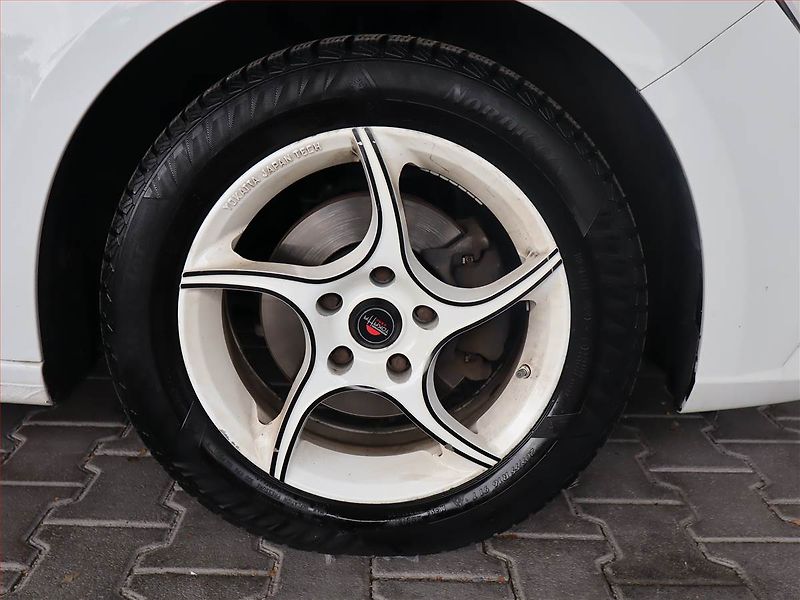 Renault Mégane (2017) 1.6 SCe, Navi, Tempomat - fotka 15 z 20