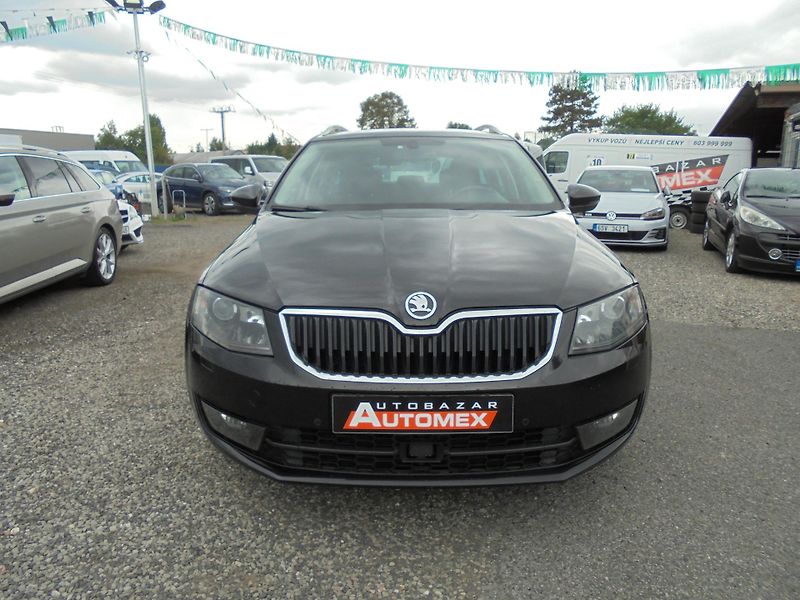 Škoda Octavia (2014) 1.6TDI-77KW DSG-NAVIGACE-TAŽNÉ - fotka 2 z 12