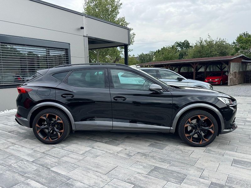 Cupra Formentor (2021) VZ e-Hybrid 180kW - fotka 4 z 31