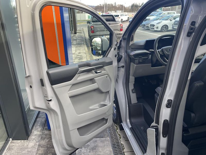 Ford Tourneo Custom Titanium X L2 125 kW AT AWD - fotka 9 z 27