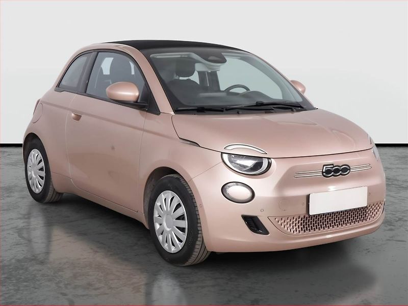 Fiat 500e (2023) 42 kWh, SoH 96% - fotka 1 z 20