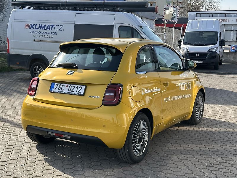 Fiat 500 (2026) Torino HB 1,0 BSG 65k MT6  - fotka 7 z 17