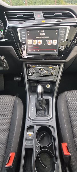 Volkswagen Touran (2016) 1,4TSi 110kW benzín DSG FuLLeD - fotka 19 z 44