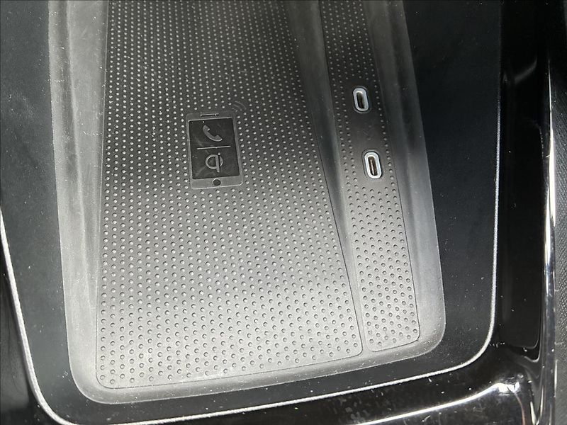 Škoda Octavia 2,0 RS,PANORAMA,TAŽNÉ,KŮŽE - fotka 21 z 33