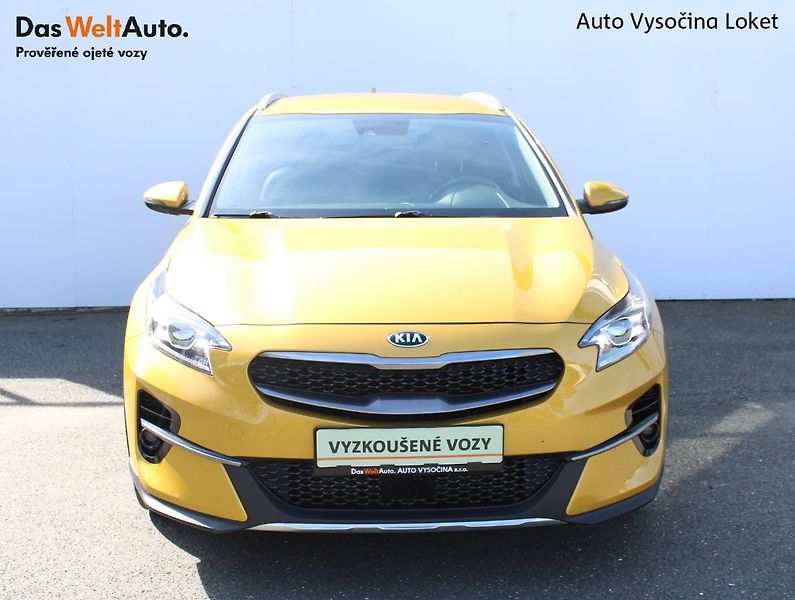 Kia XCeed (2020) 1.6 T-GDI 150kW automat LED - fotka 4 z 32
