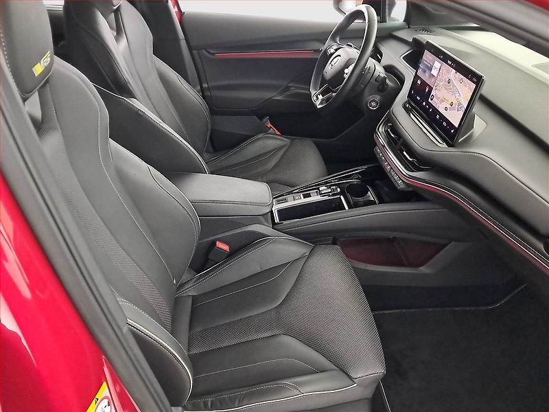Škoda Enyaq (2023) iV RS (82 kWh) - fotka 9 z 17