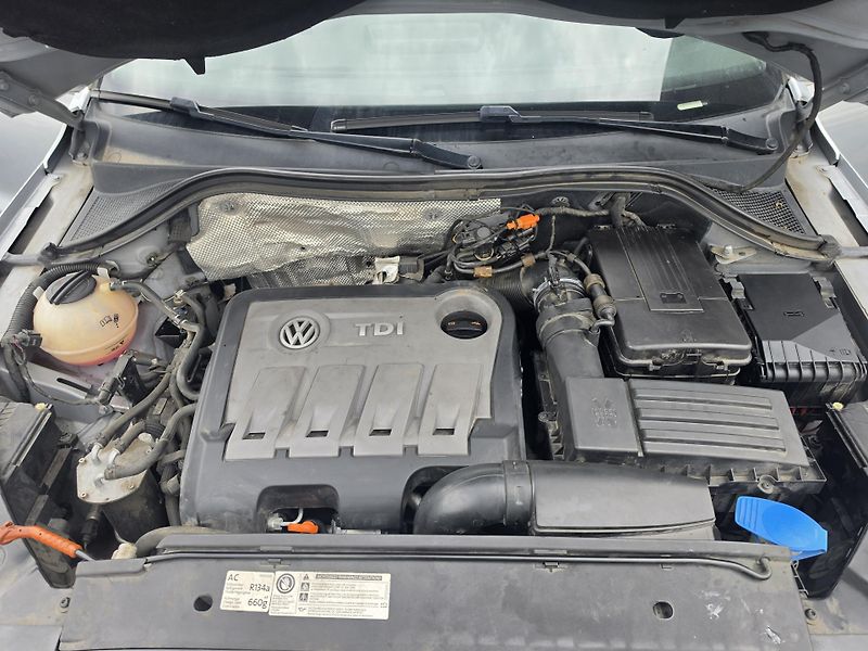 Volkswagen Tiguan 2.0 TDI DSG TZ 4Motion Led - fotka 13 z 20