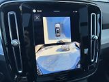 Volvo XC40 B3 FWD BE // 360 // kola - náhled 48