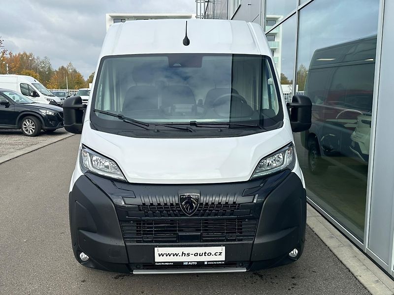 Peugeot Boxer Furgon 3500 L3H2 BlueHDi MAN6 - fotka 3 z 17